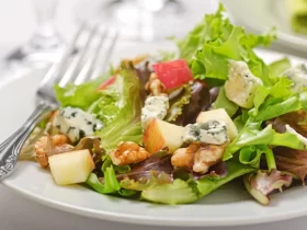 Waldorf Salad with Apples and Walnuts